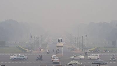 Delhi's air quality remains 'very poor'