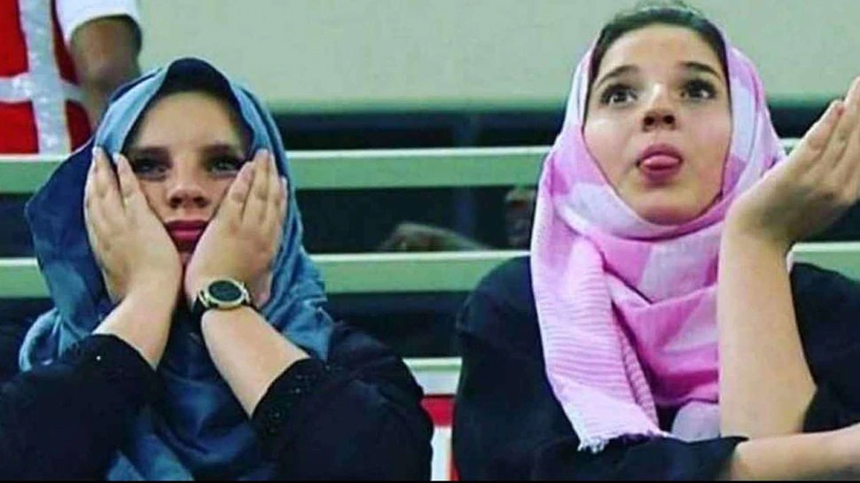 Aqsa Afridi is an aspiring doctor but it is not clear pursue further education in Pakistan or England. (Source: Twitter)