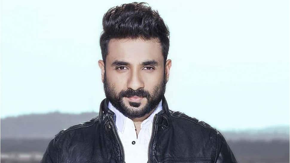 Vir Das heavily trolled for 'I come from two Indias' monologue in US, booked for 'insulting India'