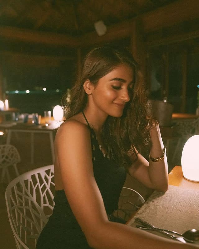 Pooja Hegde enjoys a quiet dinner at Maldives