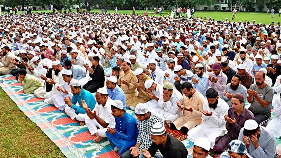 After Hindu group&#039;s objection to namaz in open, Gurugram Gurdwara association opens doors for Muslims