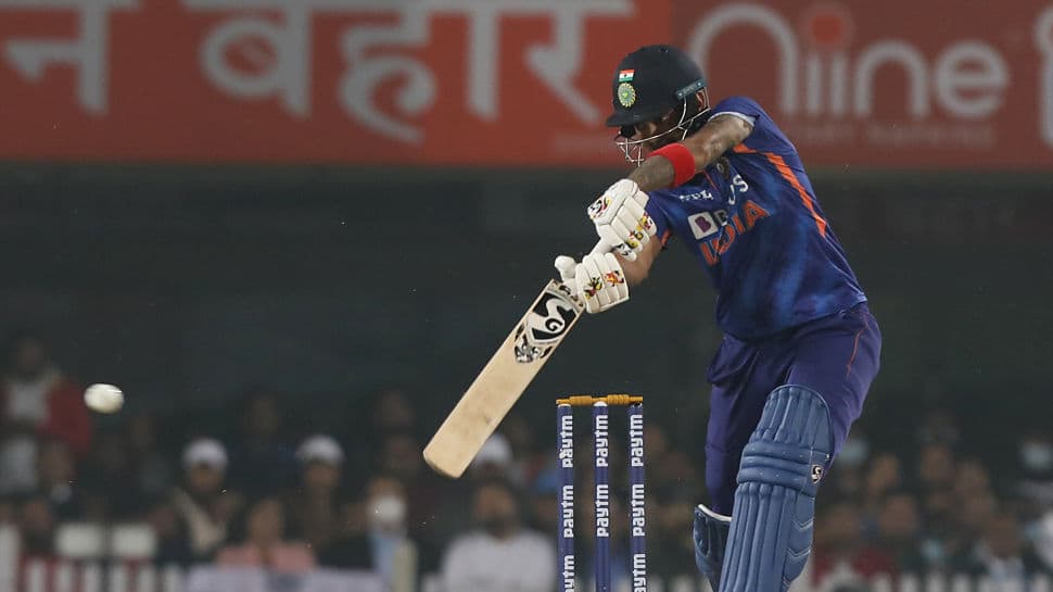 India vs New Zealand: KL Rahul, Rohit Sharma shine as India win 2nd T20I to clinch series