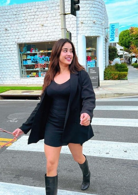 Janhvi is all smiles as she walks down LA streets