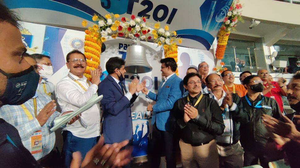 BCCI president Sourav Ganguly rings bell at Eden Gardens ahead of third IND vs NZ T20 - WATCH