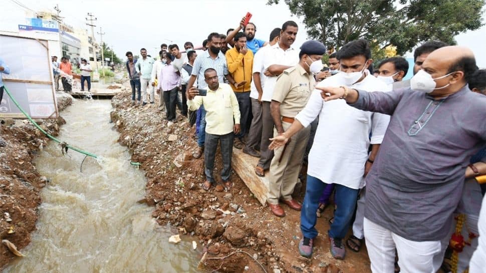 Rs 500 crore for repair of roads in Karnataka