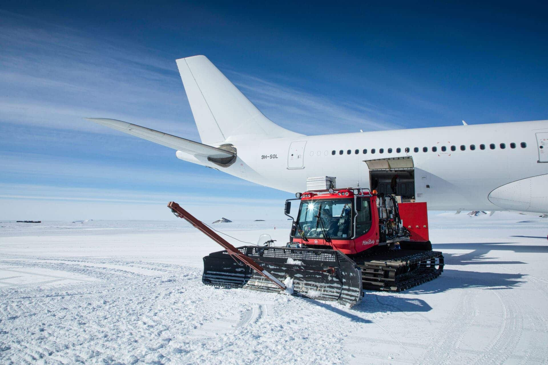 Hi Fly Airbus A340 Antarctica Mission