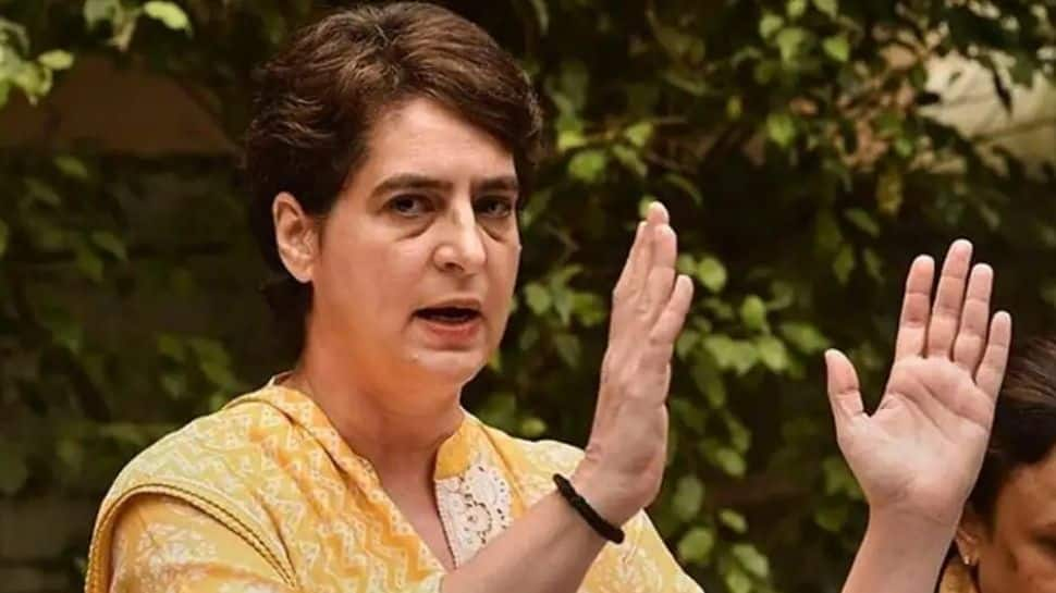 Priyanka Gandhi meets kin of family murdered in Uttar Pradesh&#039;s Prayagraj