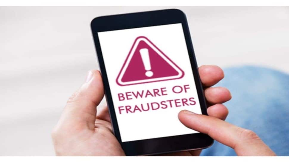 Shoppers, beware! Fraudsters can dupe you of your money using THIS trick; here’s how to remain safe