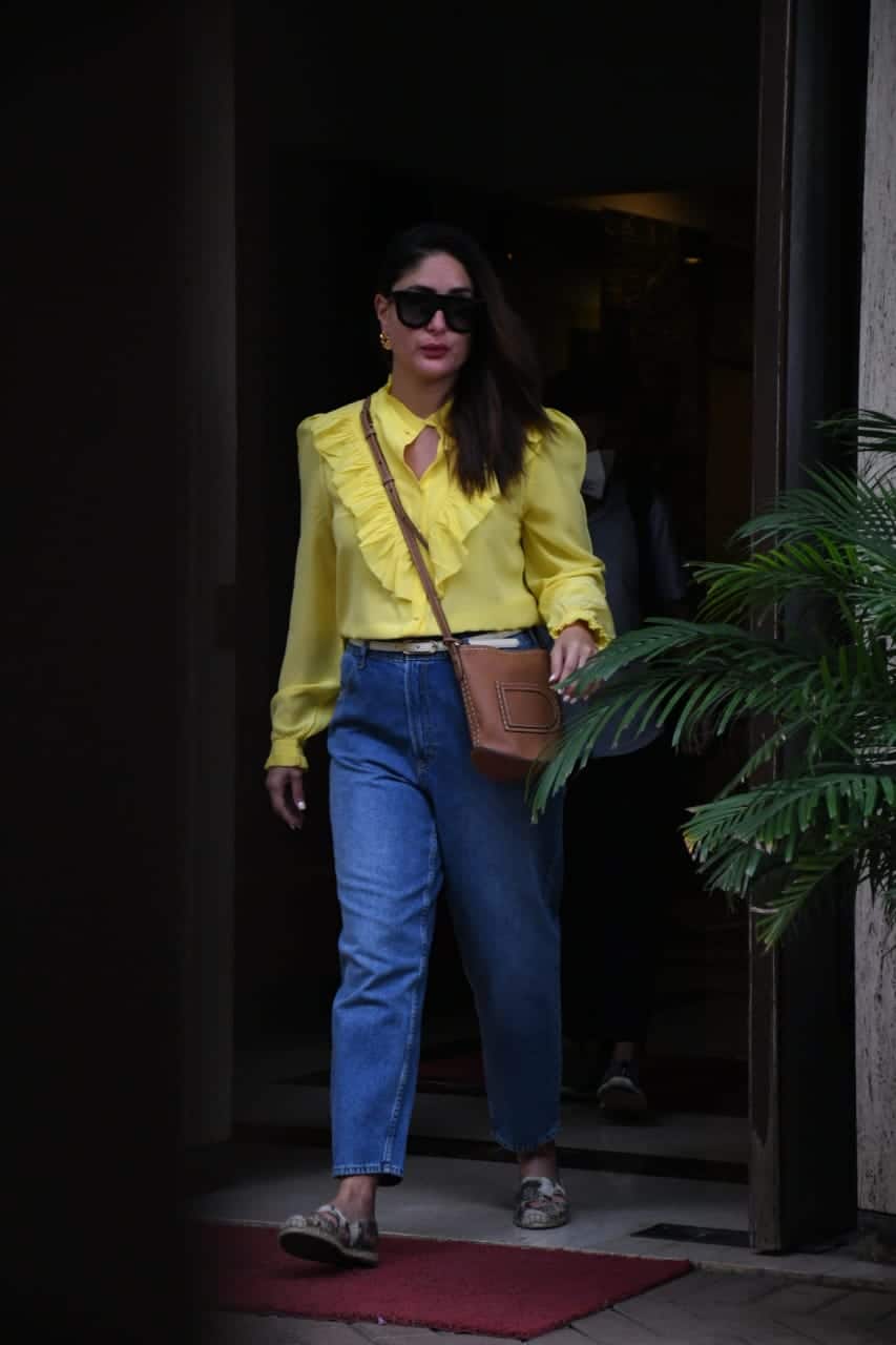 Kareena Kapoor in yellow!
