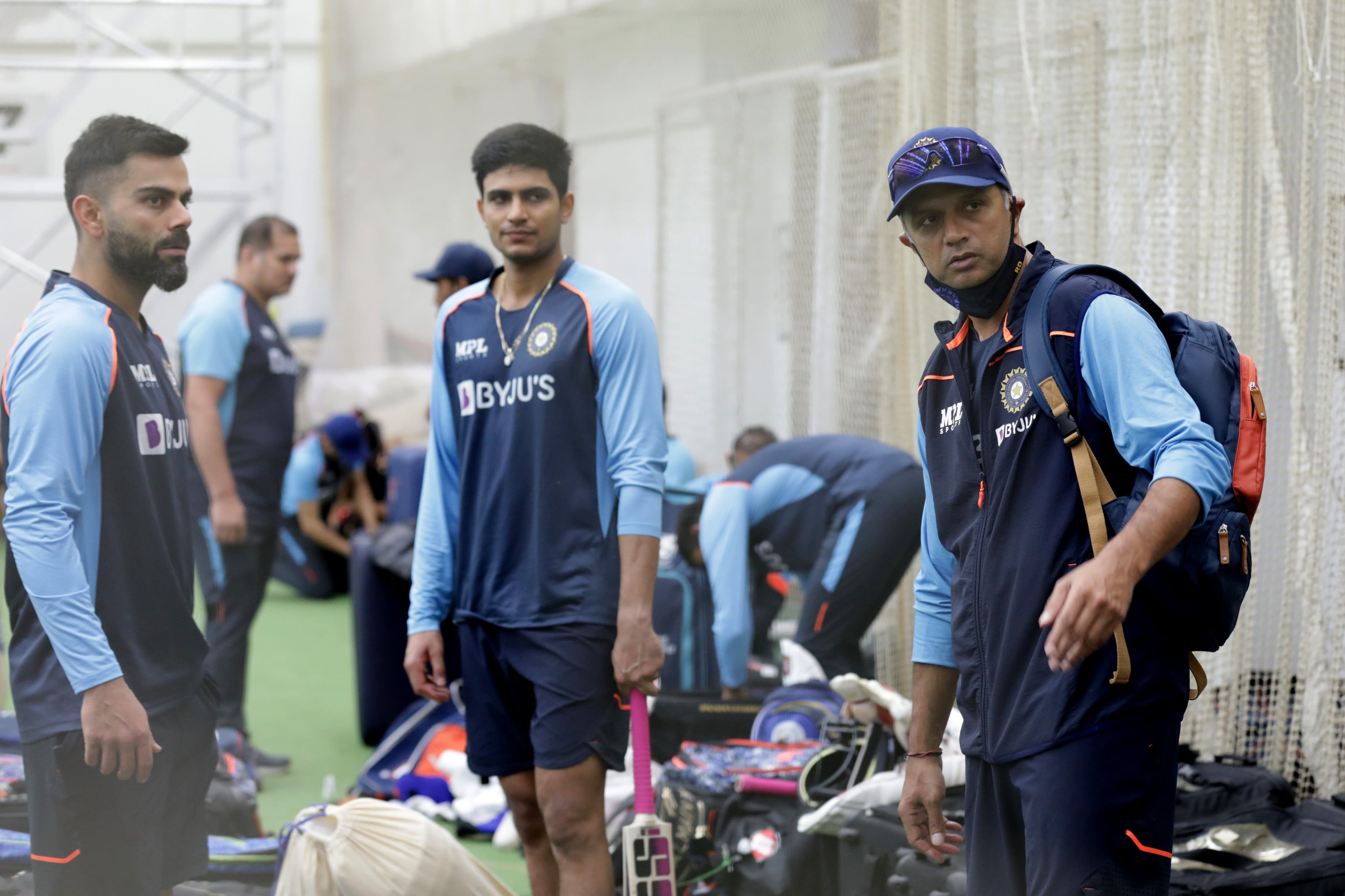 Kohli and Dravid during practice session