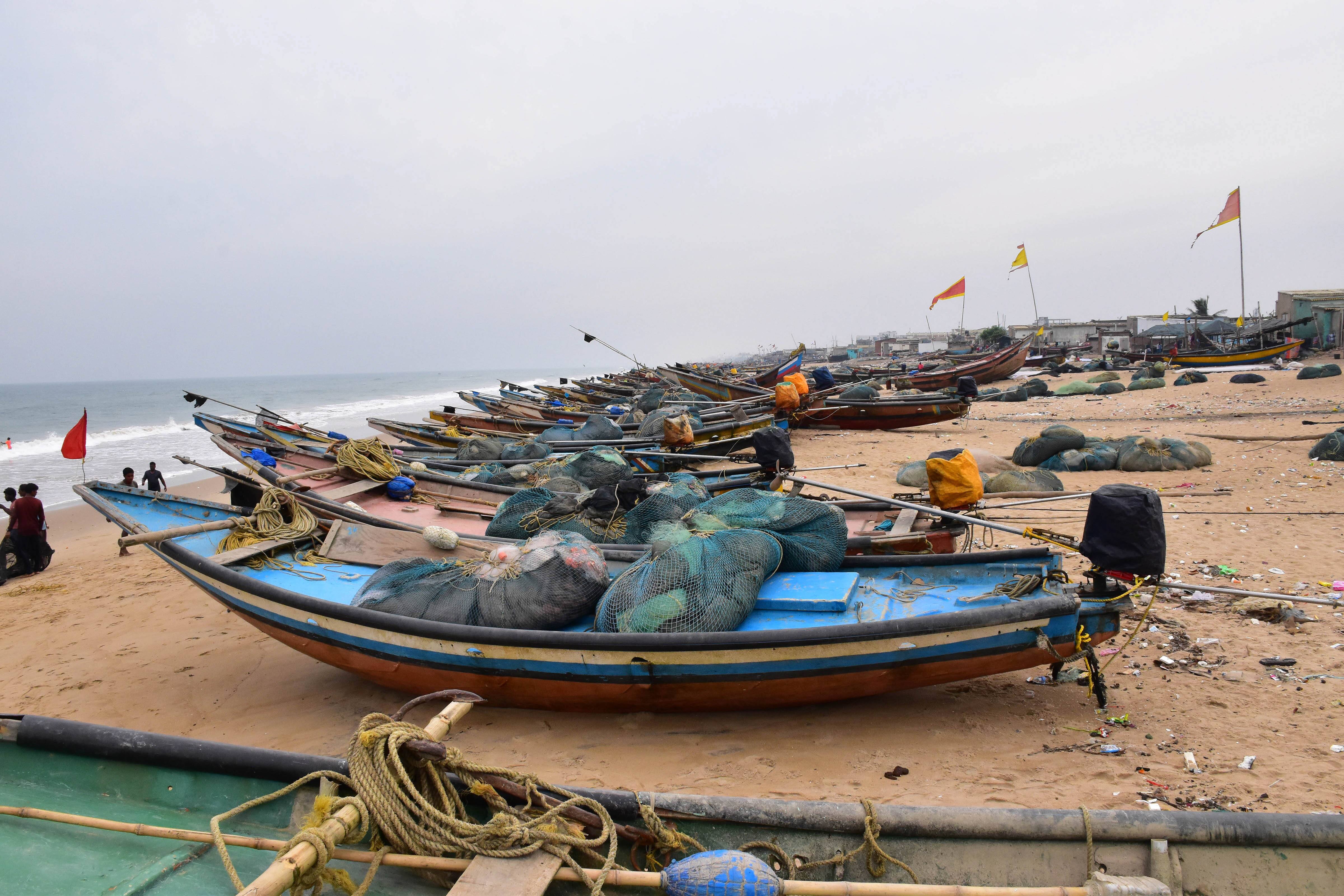 Navy ramps up rescue operations, Odisha shuts schools amid Cyclone Jawad warning