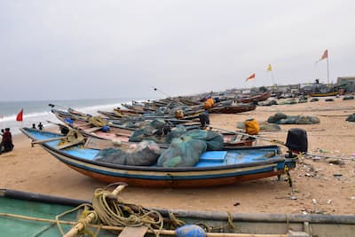 Navy ramps up rescue operations, Odisha shuts schools amid Cyclone Jawad warning