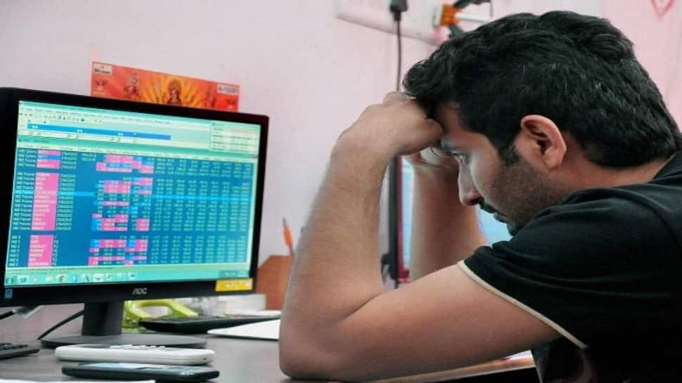 Stock market investors should be cautious due to Omicron, says Market Analyst Nikhil Singh Sumal 