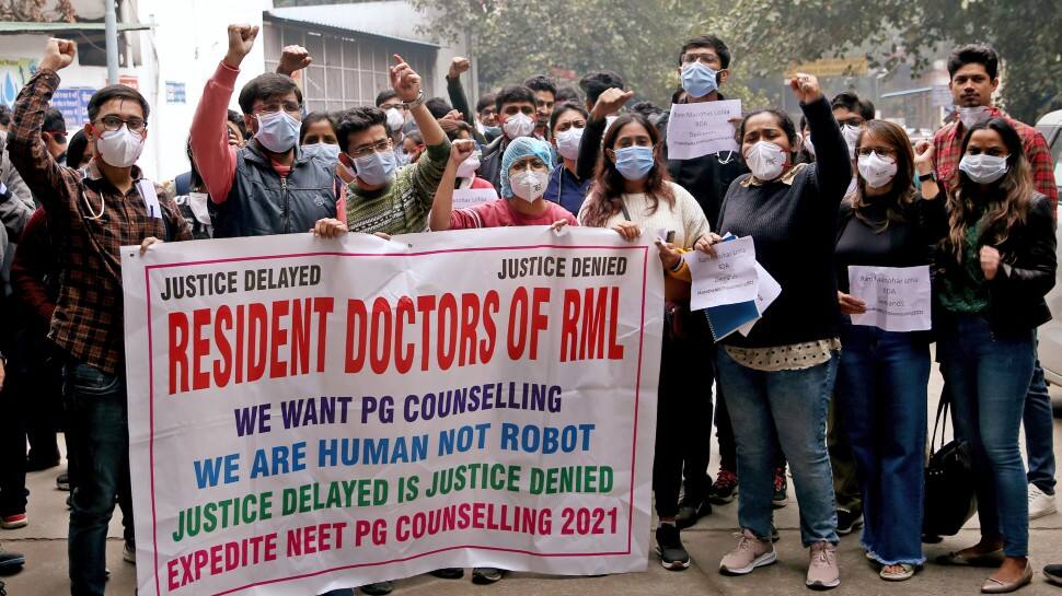 Resident doctors of 3 Delhi hospitals to boycott emergency services from Monday over delay in NEET PG counselling