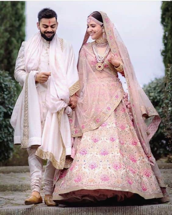 Anushka Sharma-Virat Kohli chose Sabyasachi outfits for wedding