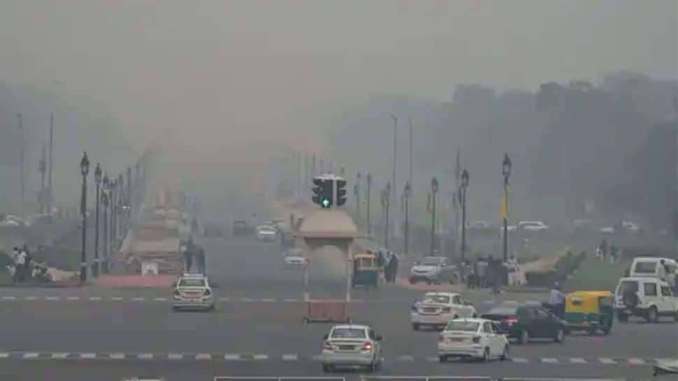 Delhi's air quality deteriorates, slips back to 'very poor' category