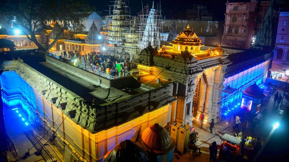 Kashi Vishwanath Temple decked up ahead of PM Narendra Modi&#039;s Varanasi visit on December 13