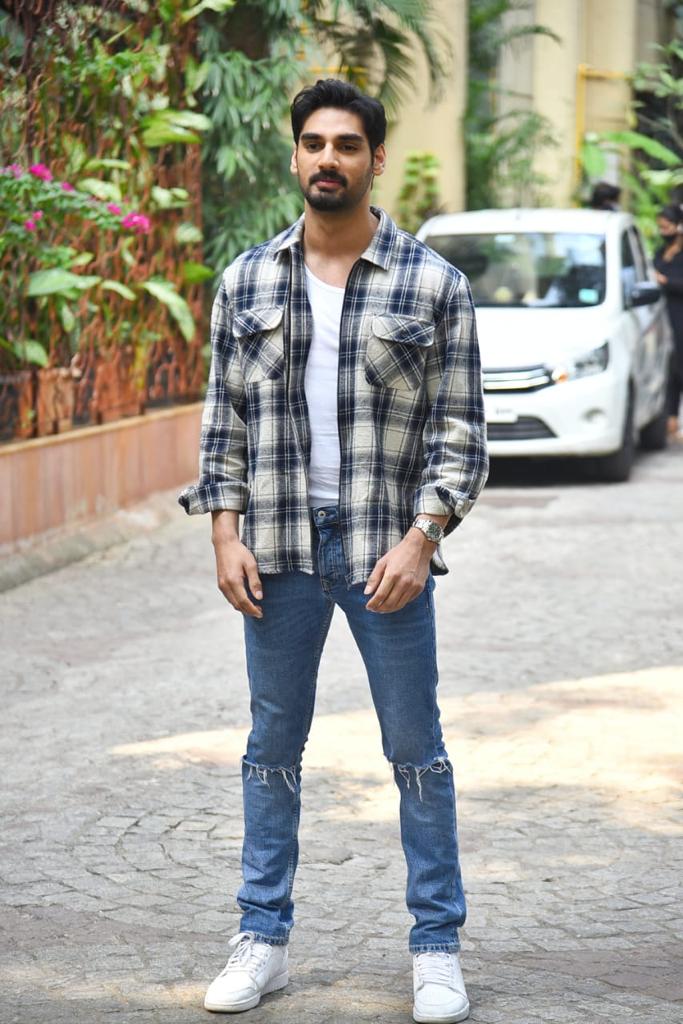Debutant Ahan Shetty attends Tadap' success party