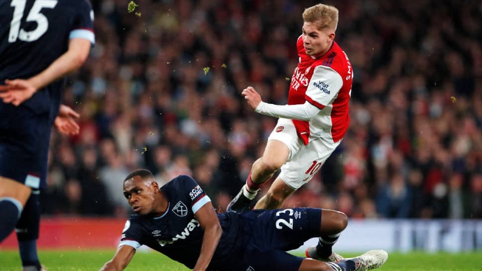 Premier League: Arsenal knock West Ham out of top four with derby win