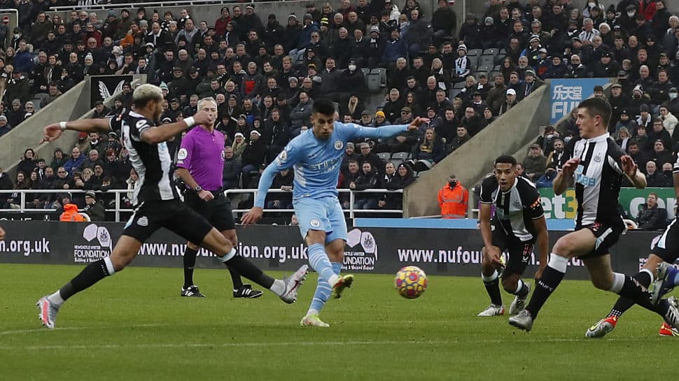 Premier League: Manchester City beat Newcastle United 4-0; Chelsea held to goalless draw by Wolves