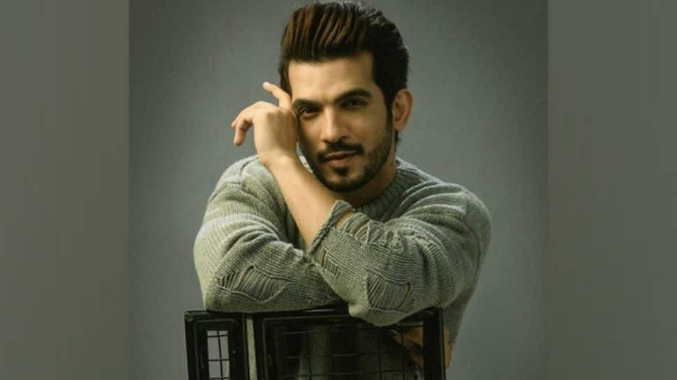 Arjun Bijlani tests COVID-19 positive, shares health update