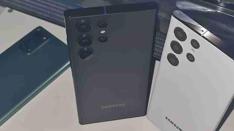 Samsung Galaxy S22 Ultra  (Leaked image)