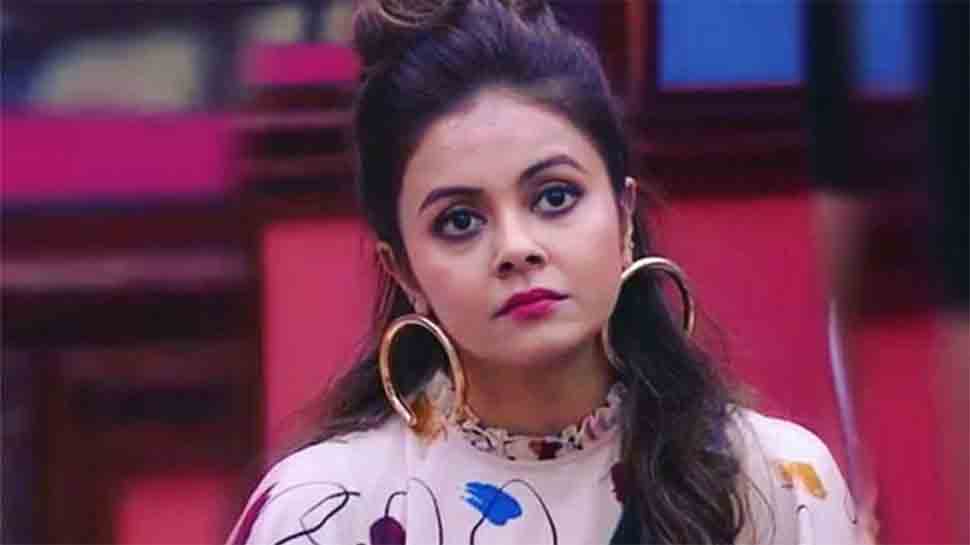 Bigg Boss 15 Day 88 written updates: Devoleena shouts at Abhijit Bichukale, calls him 'dog', latter breaks glass