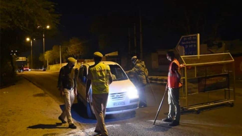 Night curfew in Delhi