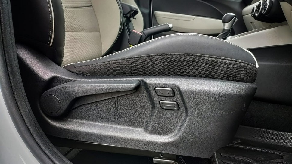 2022 Hyundai Venue facelift powered driver seat