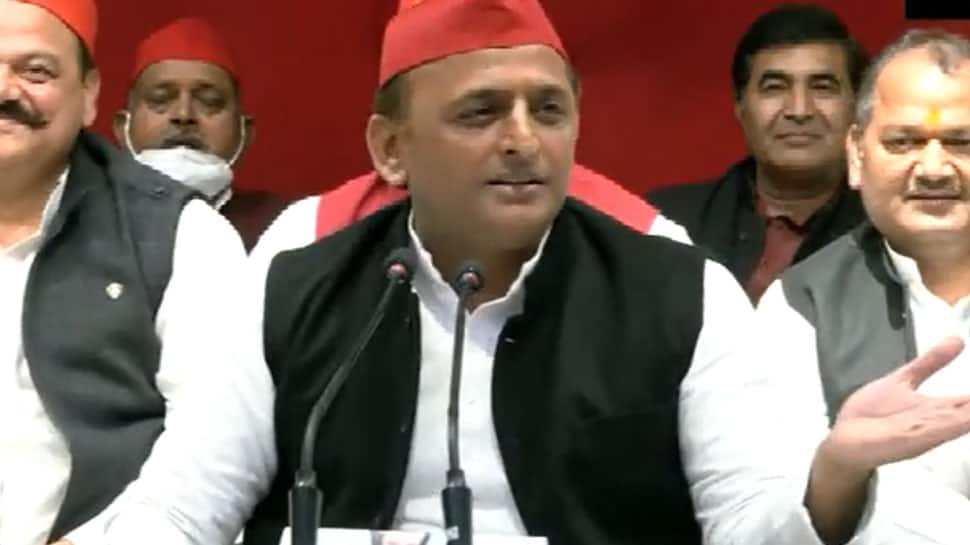 Lord Krishna comes to my dreams daily to tell Samajwadi Party will form govt in UP: Akhilesh Yadav