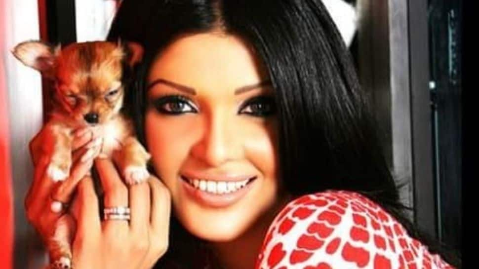 I was tortured for my surgery for 3 years: Koena Mitra talks about groupism in Bollywood