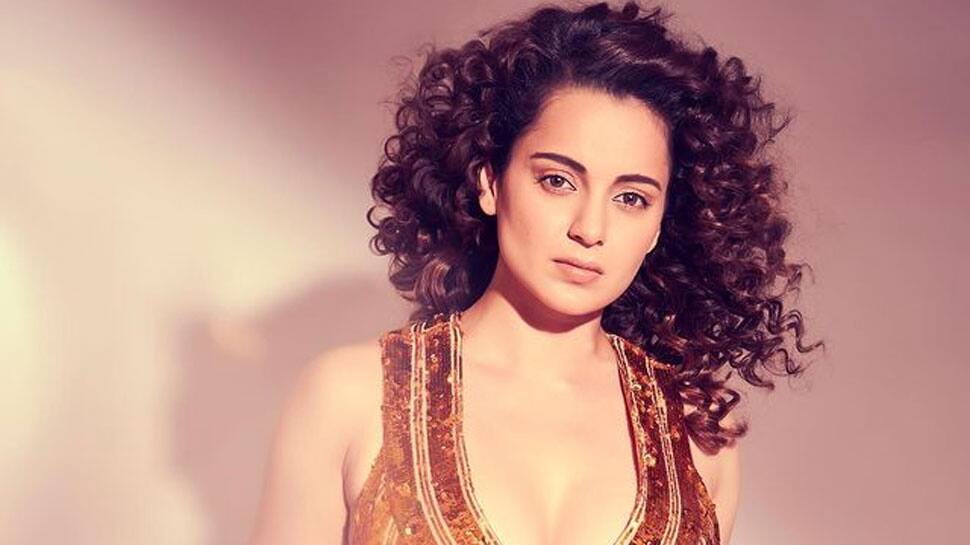 Kangana Ranaut BRUTALLY trolled for pastry video, netizens accuse her saying &#039;Corona fela rahi hai&#039;!