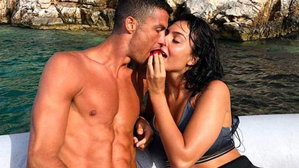 Ronaldo-Georgina - Love life