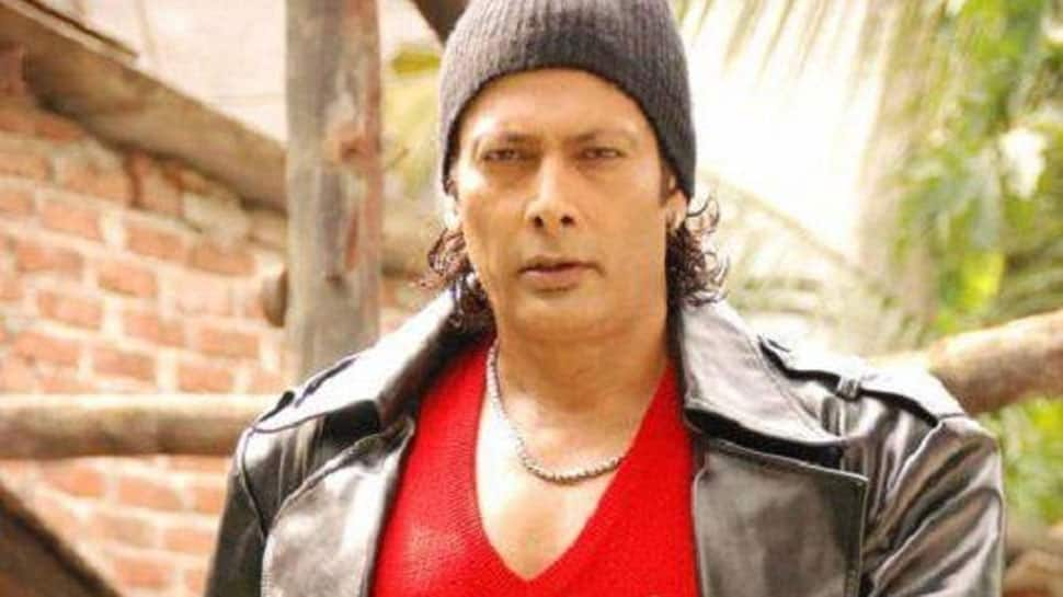 Tarzan actor Hemant Birje, wife and daughter injured in road accident 