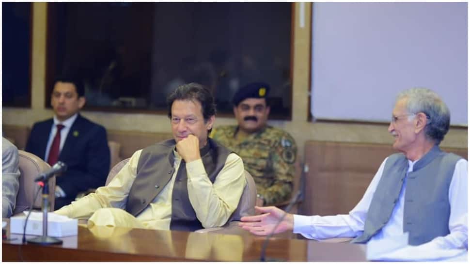 Imran Khan menandatangani Kebijakan Keamanan Nasional Pakistan yang pertama |  Berita Dunia