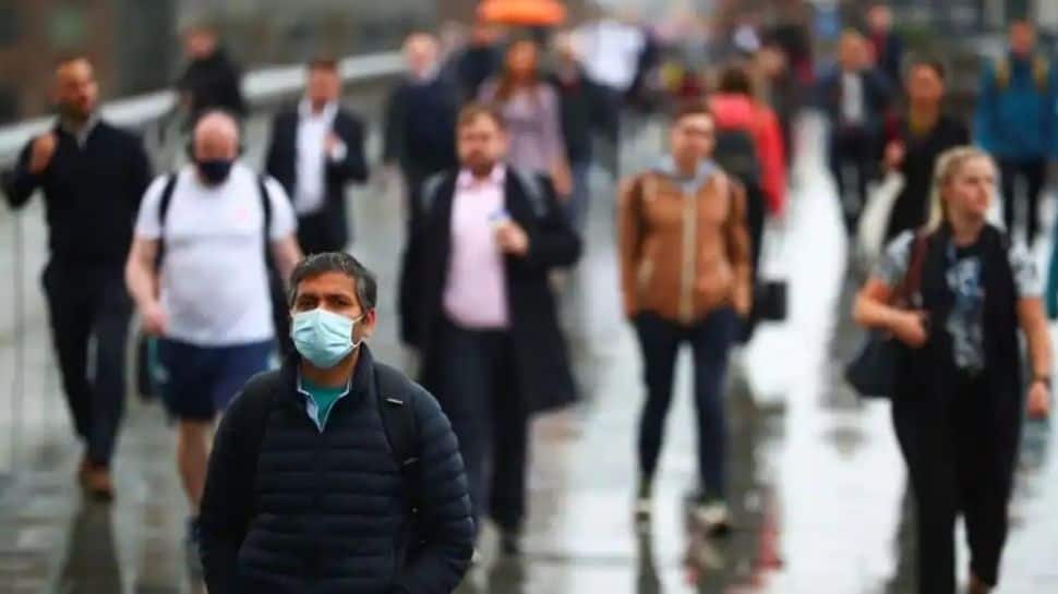 Apakah dunia siap mengikuti jejak Eropa dan memperlakukan Covid seperti flu?  |  Berita Dunia
