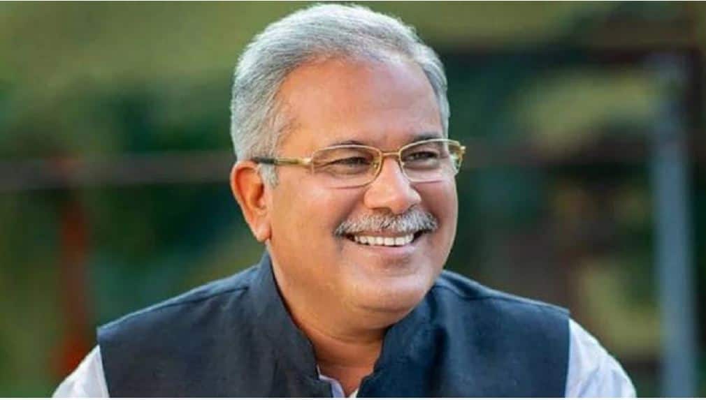 UP Assembly Election: FIR against Chhattisgarh CM Bhupesh Baghel for flouting covid norms in Noida thumbnail
