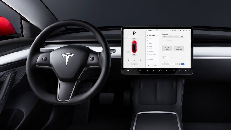 Safety body NHTSA probing Tesla for defective heating system in cars