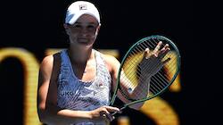 Australian Open 2022: Ash Barty demolishes Bronzetti to reach third round