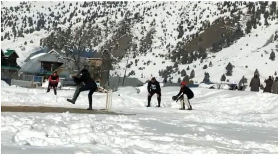 J-K: People in Gurez organise 'snow cricket' tournament to attract tourists