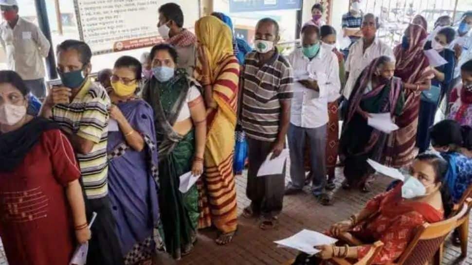 India crosses 160 crore Covid vaccine mark: Health Ministry thumbnail