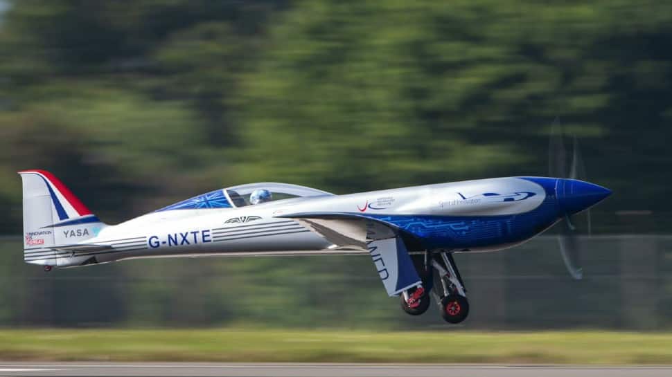 Meet the world&#039;s fastest all-electric plane - Rolls Royce &#039;&#039;Spirit of Innovation&#039;&#039;