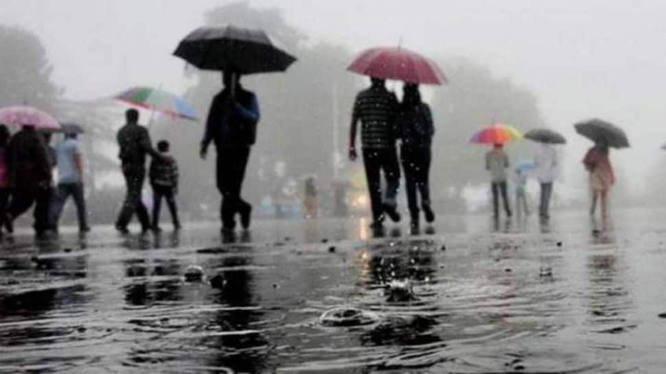 Light rainfall lashes parts of Delhi-NCR on Sunday morning, IMD predicts more showers thumbnail