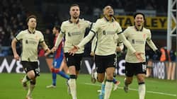 PL: Liverpool close in on Manchester City, Chelsea beat Spurs 2-0