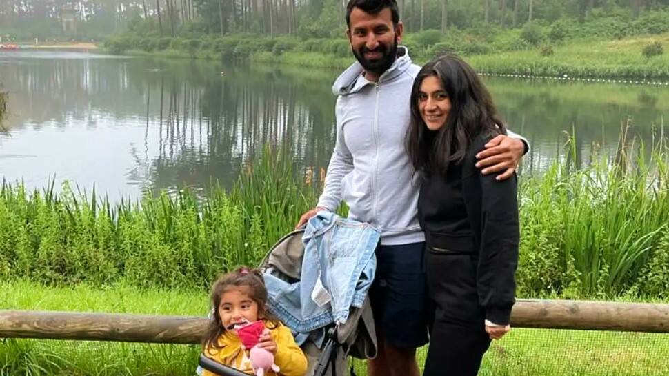 Cheteshwar Pujara with wife Puja Pabari and daughter Aditi. Pujara celebrates his 34th birthday on Tuesday (January 25). (Source: Twitter)