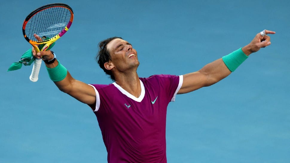 Australian Open 2022: Rafa Nadal survives Denis Shapovalov scare to enter semis for 7th time thumbnail