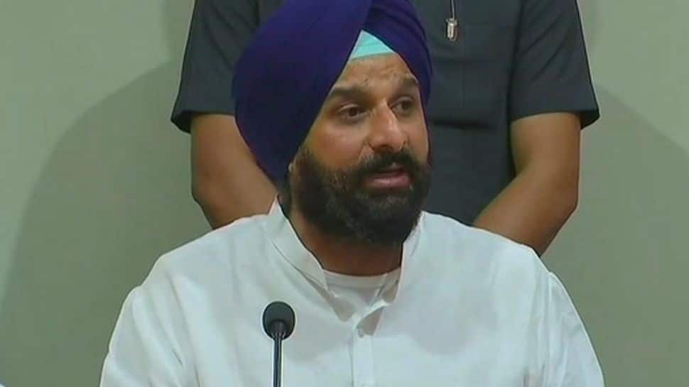 SAD leader Bikram Singh Majithia safe from arrest, SC asks Punjab not to take any coercive steps