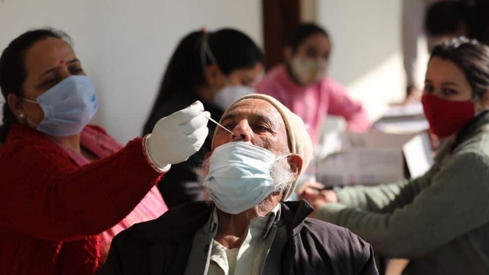 Sharp drop in Delhi&#039;s Covid-19 cases, capital records 4,291 fresh infections in 24 hrs