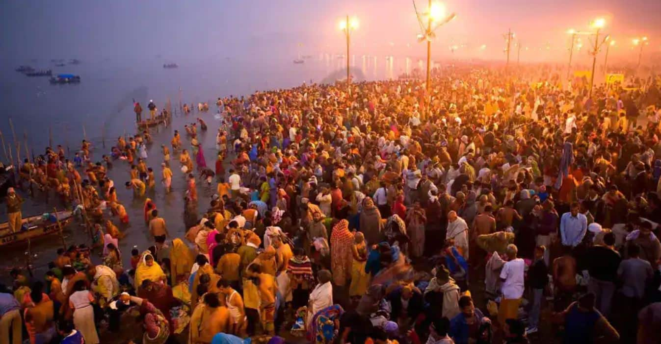 Prayagraj: Authorities expect 1 crore devotees to take holy dip on Mauni Amavasya