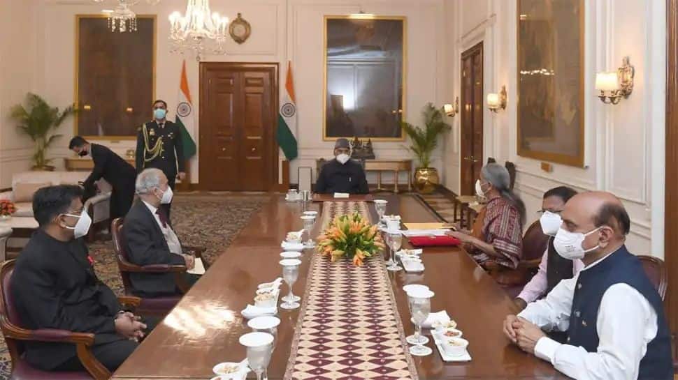 Budget 2022: FM Sitharaman meets President Kovind ahead of budget presentation: Know significance - Vimarsana News